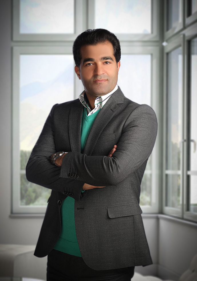 آقای دکتر احمدی